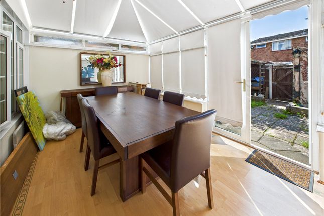 41, Bryony Close, Essex photo 4