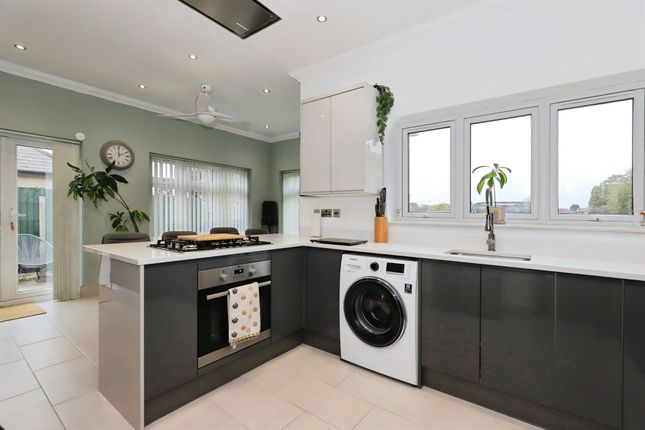 Nightingale Place, Bilston photo 3