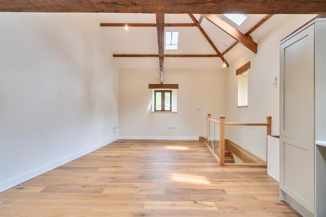3 Penscombe Barns, Launceston photo 4