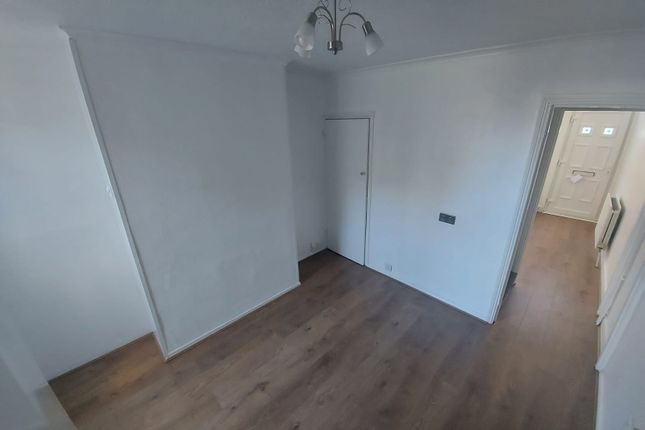 78 Tavistock Street, Luton photo 3