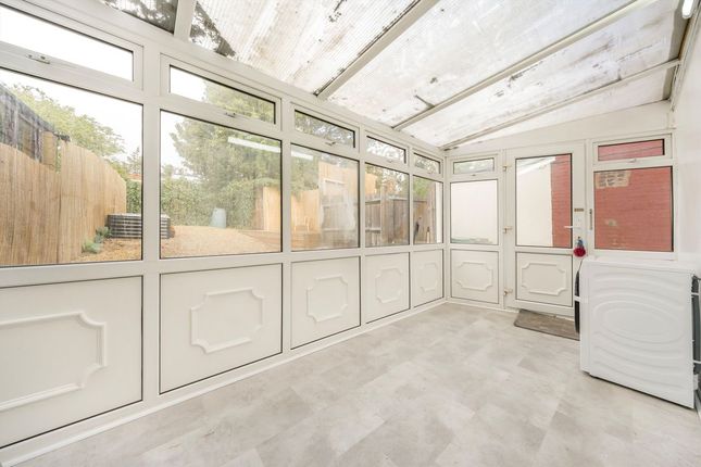 75, Carlyon Road, Wembley photo 4