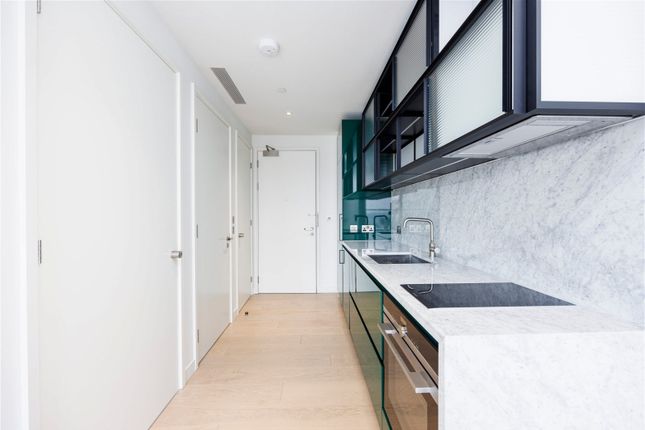Flat for sale in 1 Wards Place, London