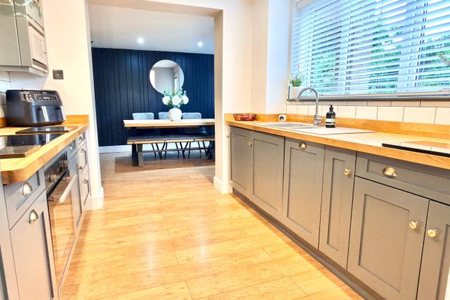 9, Hillview Lane, Tewkesbury photo 4