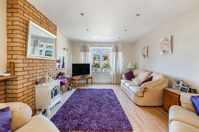 8 Rochester Close, Bleadon Hill, Weston s Mare photo 3