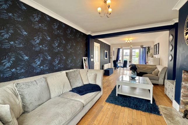 63, Manor Drive, Cleveleys photo 3