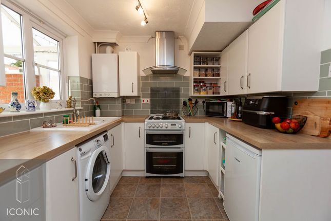 52, Walsingham Drive, Norwich photo 3
