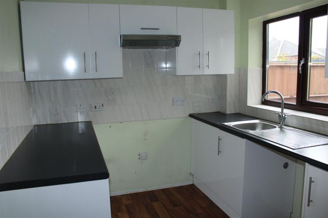 50, Ambleside Close, Bradley Bilston photo 5