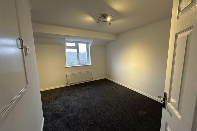 Elliott Close, Exeter photo 5