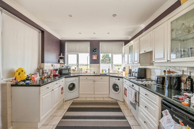 1, Laundry Cottages, Wennington Road, Rainham photo 3