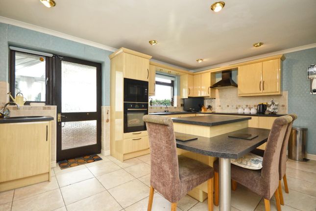 15, Hardington Drive, Bristol photo 3