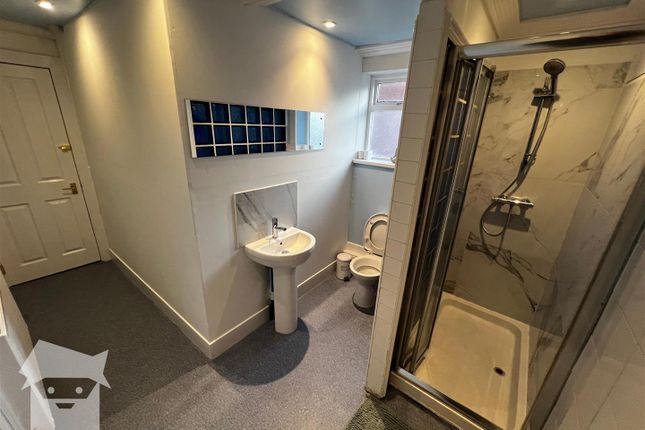 Room 2, 4, Lincoln Street, Leicester photo 3