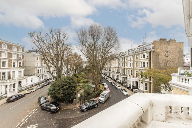 Flat to rent in Lexham Gardens, London