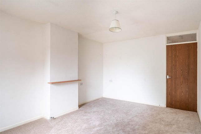 2, Painters Way, Matlock photo 4