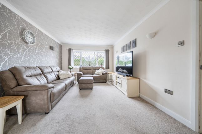 26B,, Avenue Road, Essex photo 2