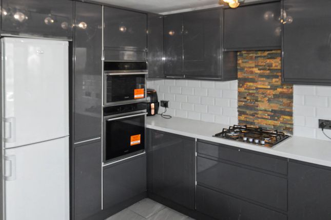 433 Grangemouth Road, Coventry photo 4