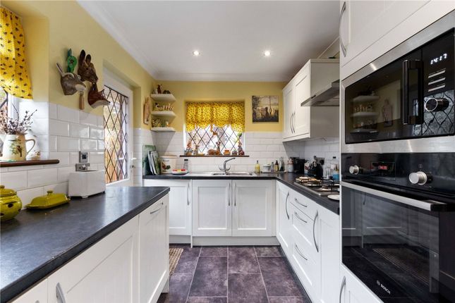 64 Lane End Road, Bognor Regis photo 3