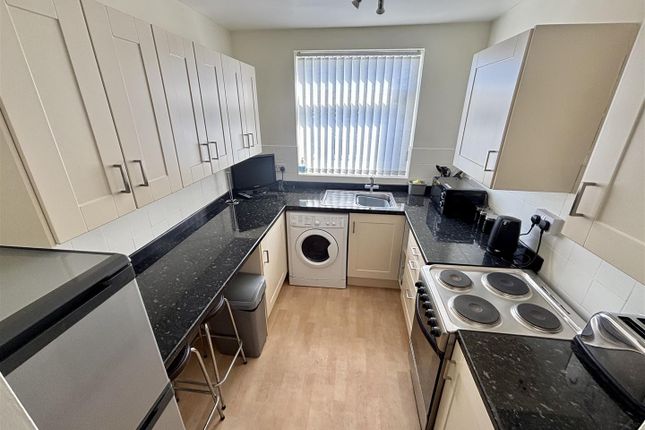 28, Minster Court, Durham photo 4
