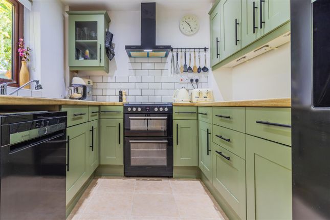 21, St. Wulstan Way, Southam photo 4