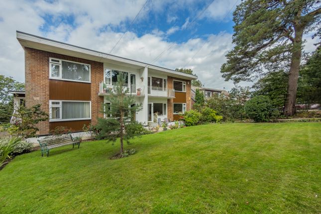 2-bed flat on 8, Hillcrest Rise, Leeds, £96,000
