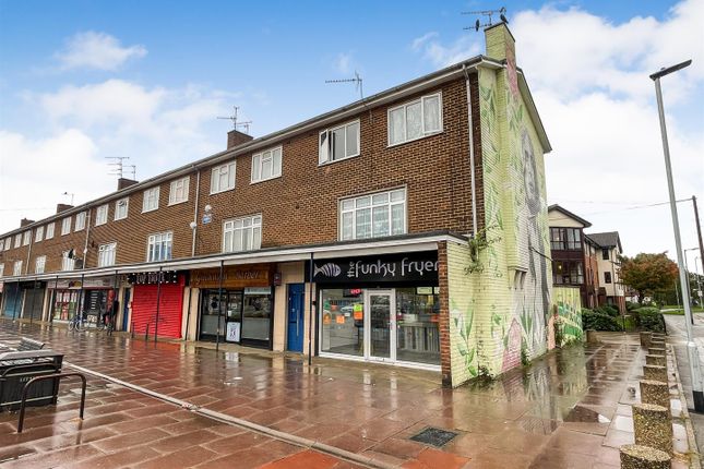 Thumbnail Flat for sale in Greenwich Avenue, Hull