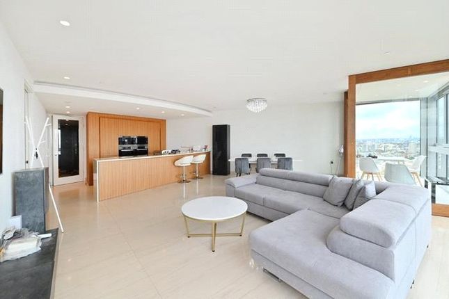 57, The Tower, Vauxhall photo 2