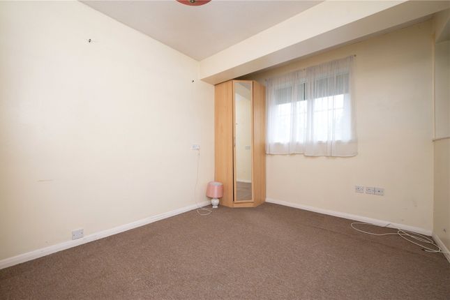 17, De Havilland Way, Hertfordshire photo 4