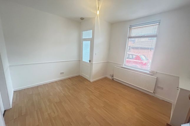 21, Butler Place, Preston photo 3
