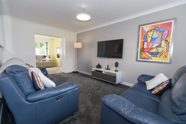 28 Chandler Way, Warrington photo 2