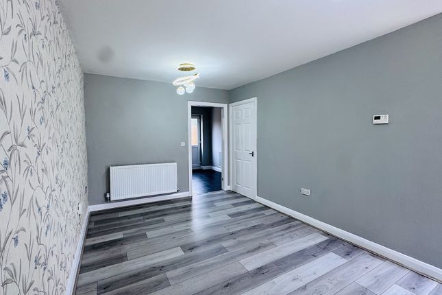 4, Lane Street, Bilston photo 3