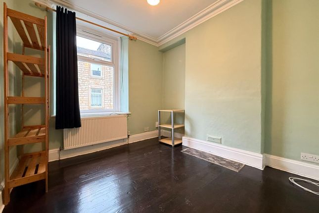 12 Garnet Street, Lancaster photo 5