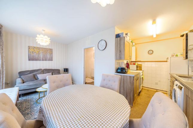 Flat for sale in Beard Road, Kingston Upon Thames