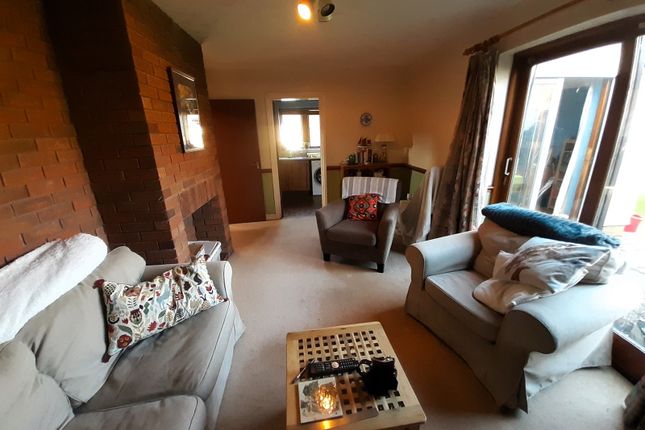 80, Pontwilym, Brecon photo 3
