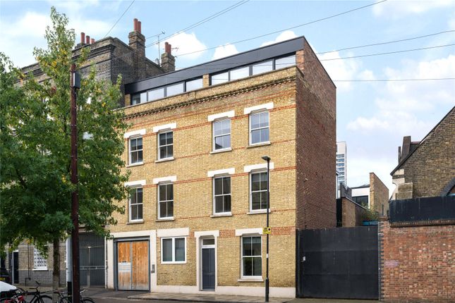 Thumbnail Flat to rent in Gifford Street, Kings Cross