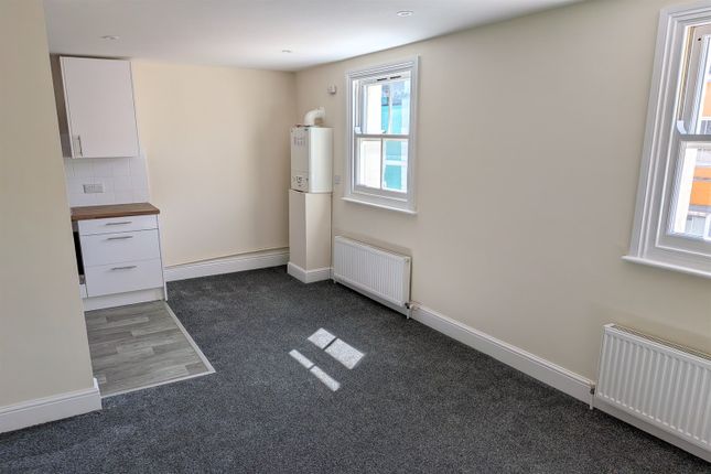Flat 7, Ascot, 26-30 Tontine Street, Folkestone photo 3