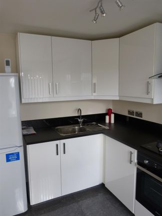 256 Maes-y-Felin, Bridgend photo 3
