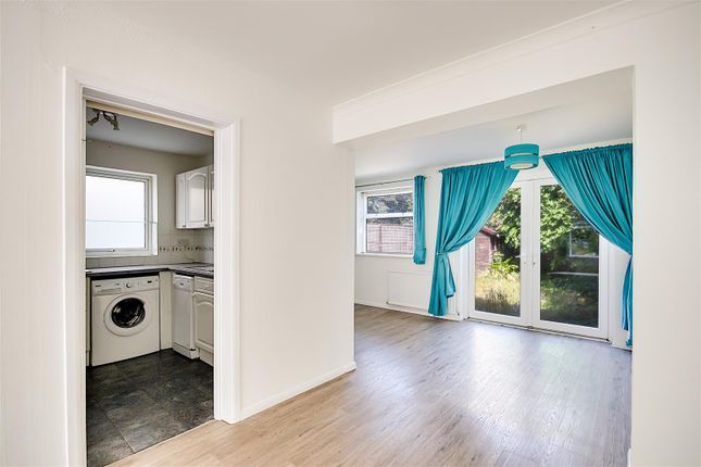 38, Coleridge Crescent, Worthing photo 5