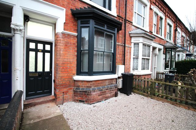 Property for sale in College Avenue, Leicester