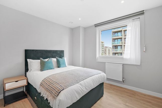 Flat to rent in Stratford, London 1Jt, UK