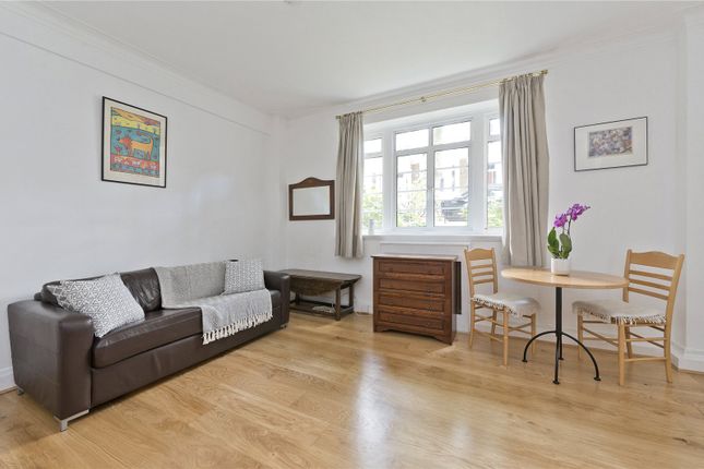 Thumbnail Studio to rent in Vicarage Court, Vicarage Gate, London