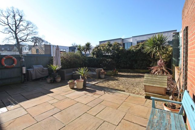 Garden2.Jpg
