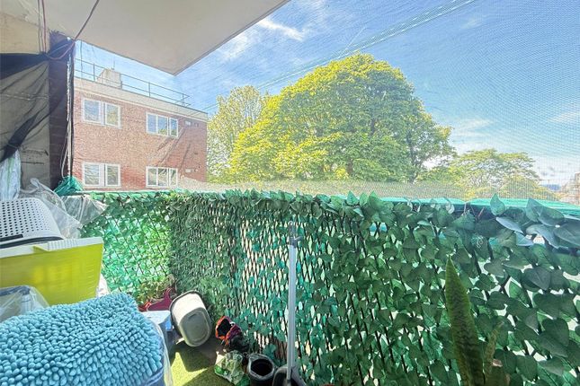 120, Bracondale Road, Abbey Wood photo 2