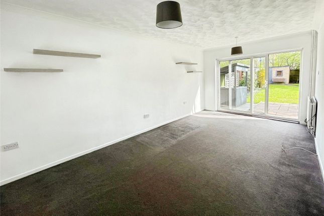 143, East Park, Essex photo 2