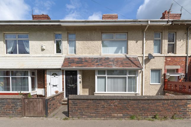 4 bed terraced house to rent in Coach Lane, Hazlerigg, Newcastle Upon Tyne NE13
