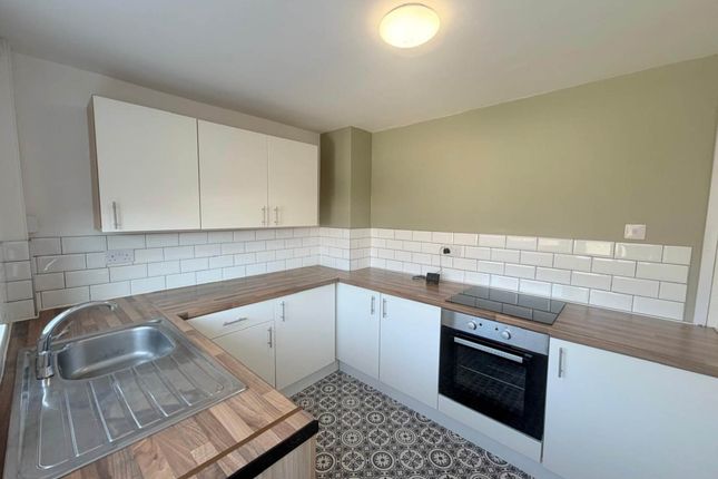 21, Pauline Walk, Liverpool photo 2