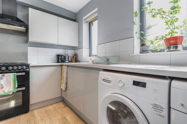 8646188-Interior21.Jpg