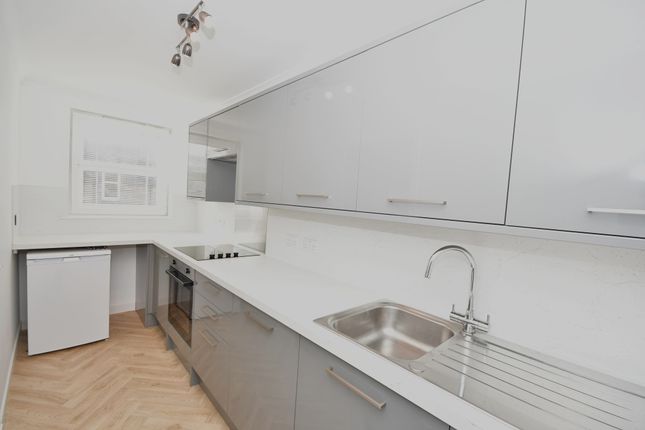2-bed flat on 2-4 Montague Row, Inverness, IV3, Inverness, £895/mo
