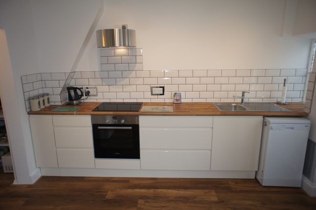 24, Stuart Road, Exeter photo 5