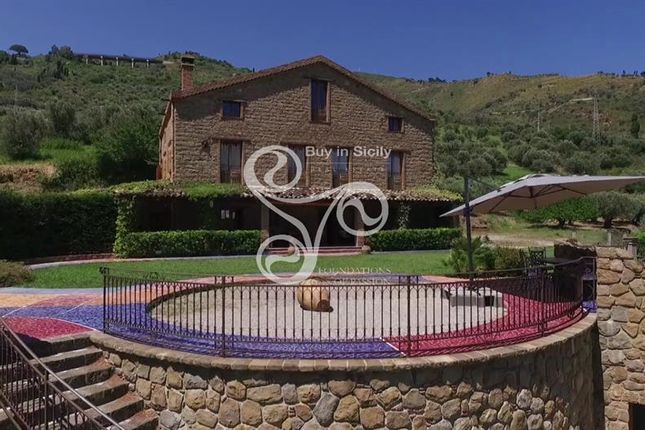 Villa for sale in Reitano, Sicily, Italy