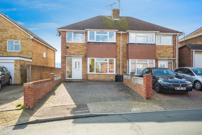 Thumbnail Detached house for sale in Windmill Street, Rochester, Kent