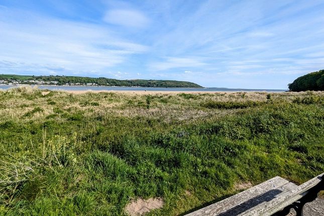 5 Innisfree, Llansteffan, Carmarthen photo 2